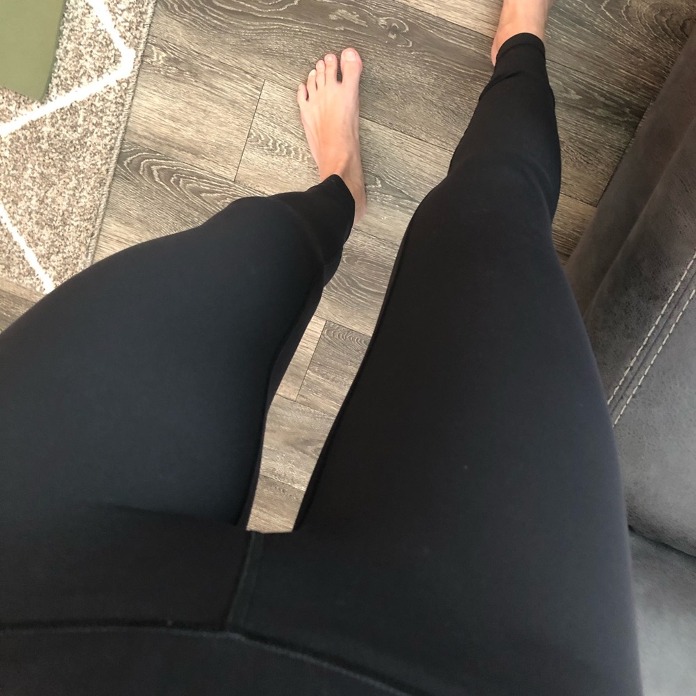 LULULEMON WUNDER UNDER LUXTREME YOGA PANT 28”